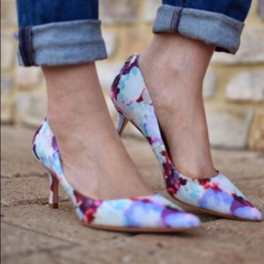 Ivanka Trump Indico Floral Pump 7.5M